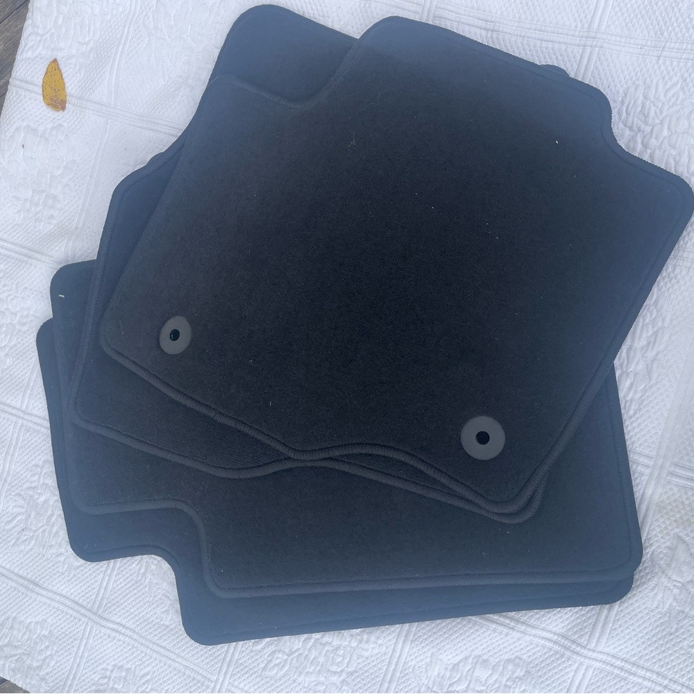 Ford HBAXB Black Car Floor Mats Set of 4 EXCELLENT